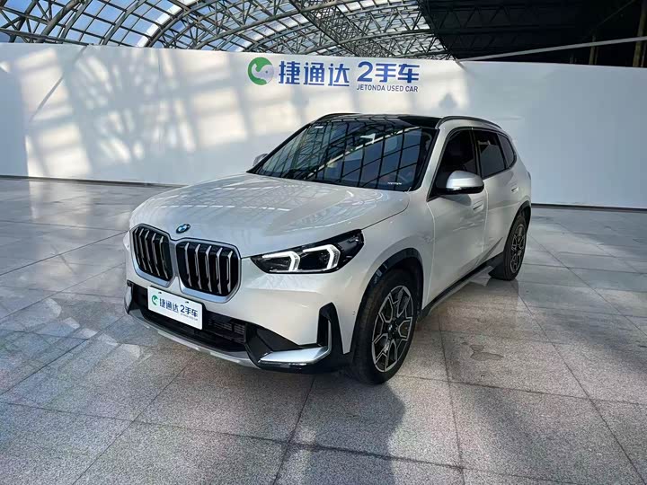 Фото 1 - BMW X1