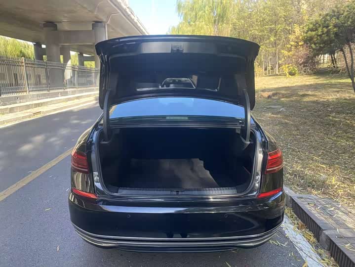 Фото 8 - Volkswagen Passat