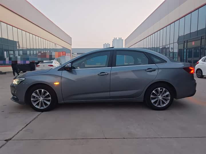 Фото 5 - Chevrolet Monza