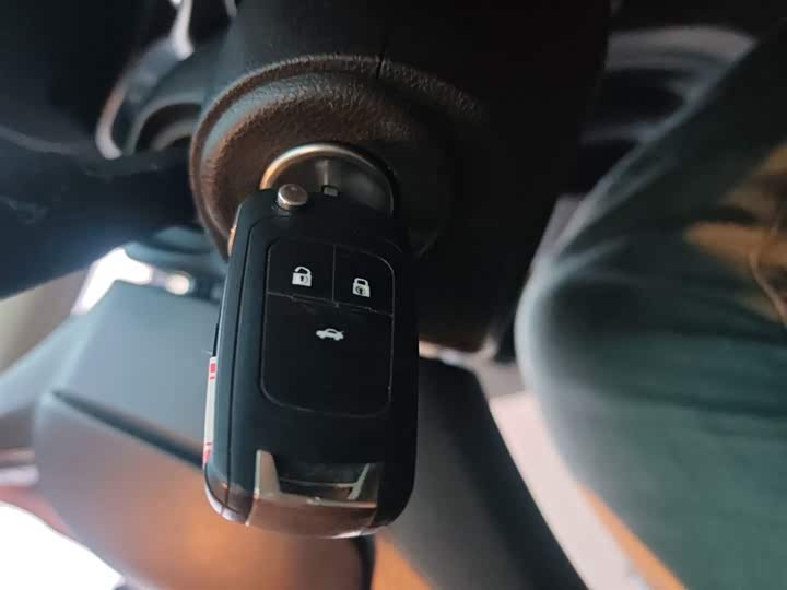 Фото 9 - Chevrolet Monza