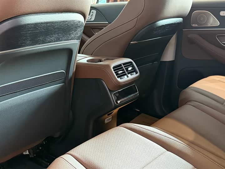 Фото 20 - Mercedes-Benz GLE-Class