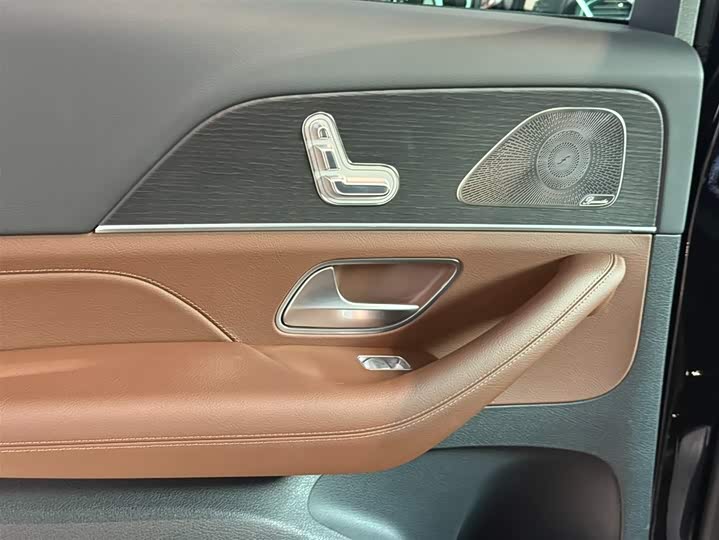 Фото 24 - Mercedes-Benz GLE-Class