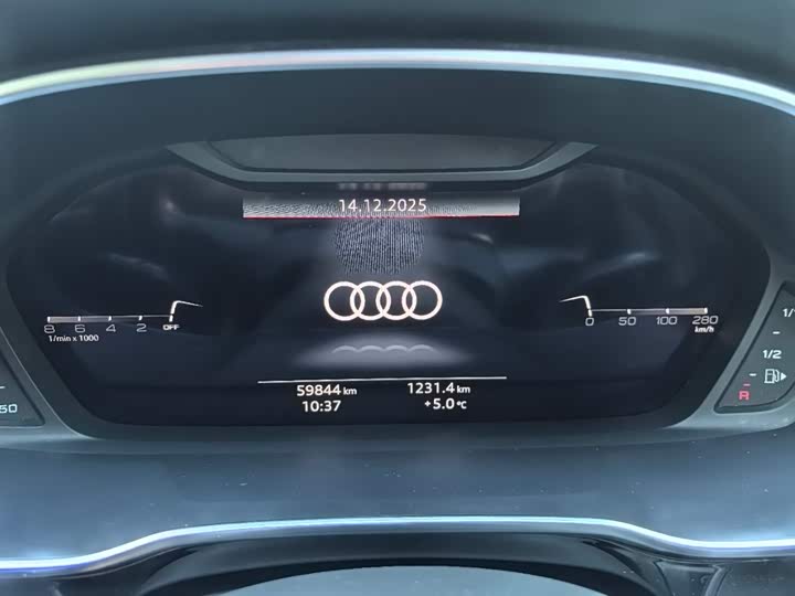 Фото 13 - Audi Q3