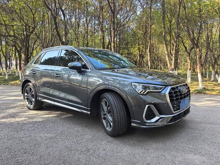 Фото 3 - Audi Q3