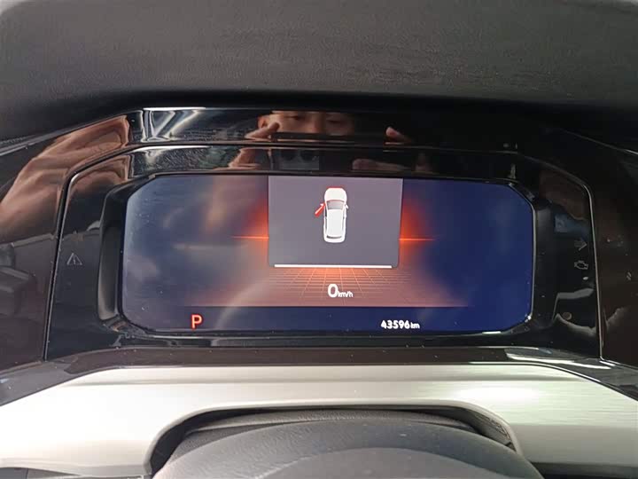 Фото 10 - Volkswagen Golf