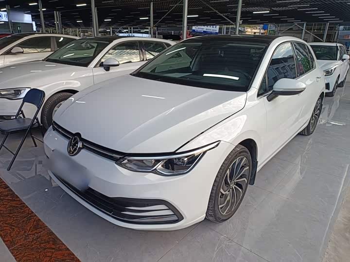 Фото 2 - Volkswagen Golf