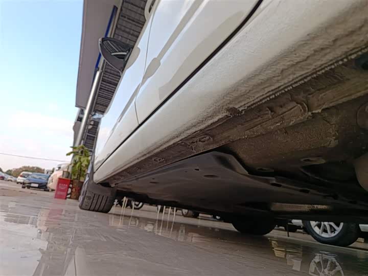 Фото 20 - Volkswagen Golf