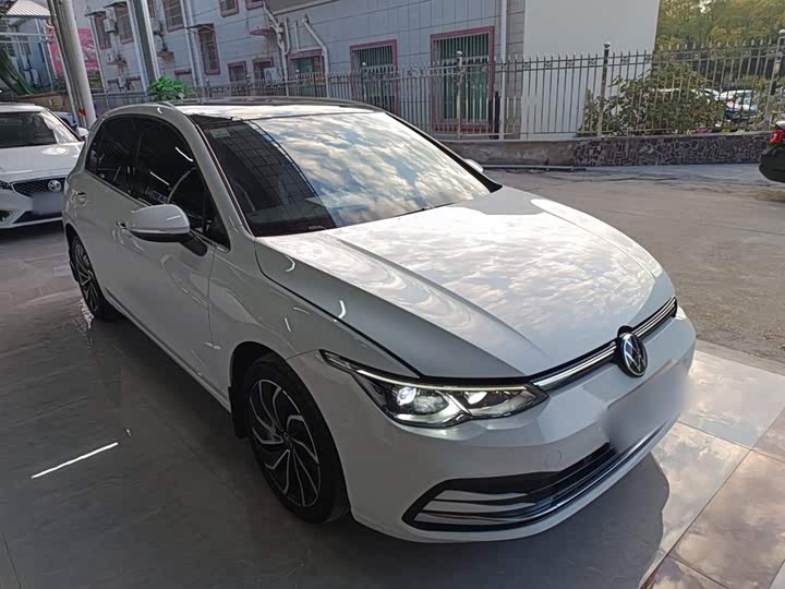 Фото 4 - Volkswagen Golf