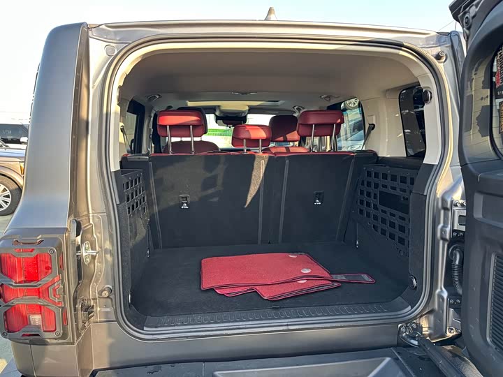 Фото 17 - Tank 300