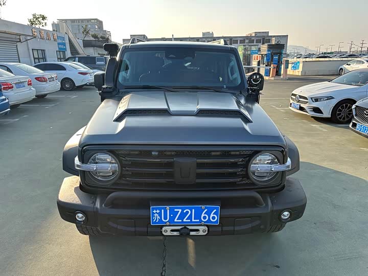 Фото 2 - Tank 300