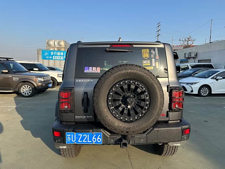 Фото 6 - Tank 300