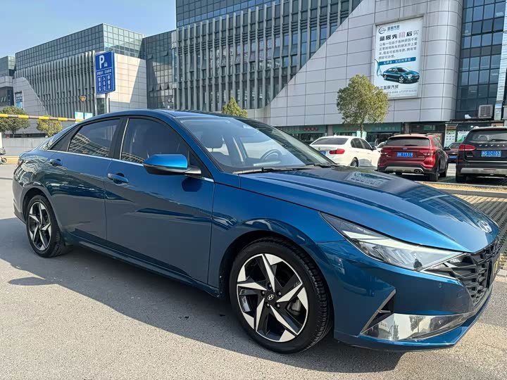 Фото 3 - Hyundai Elantra N line