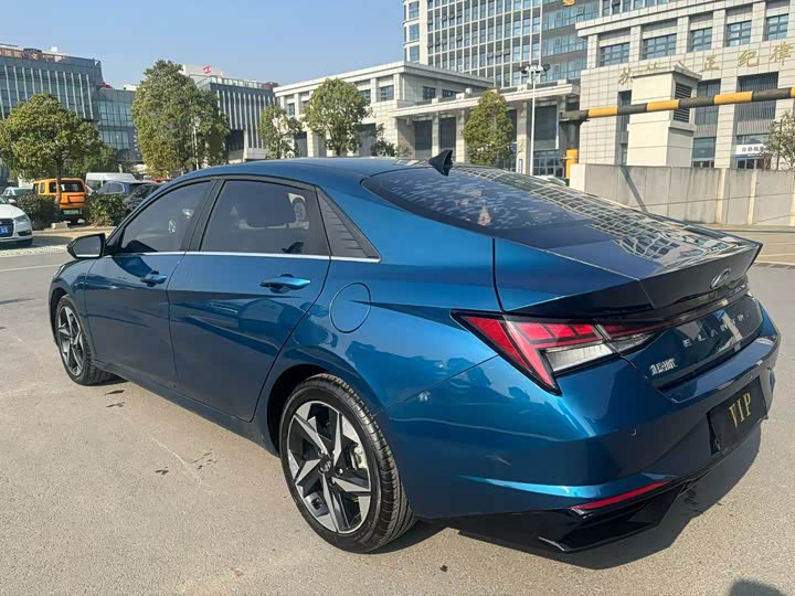 Фото 6 - Hyundai Elantra N line