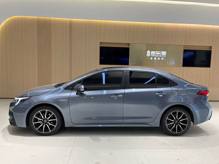 Фото 3 - Toyota Levin