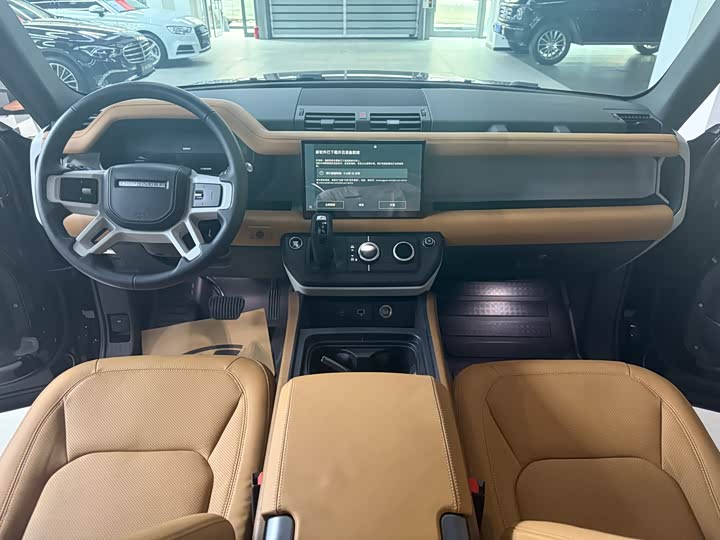 Фото 11 - Land Rover Defender