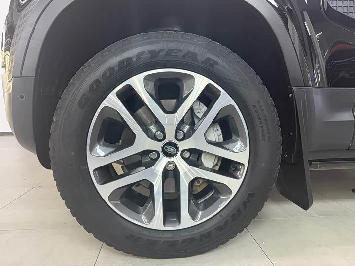 Фото 4 - Land Rover Defender