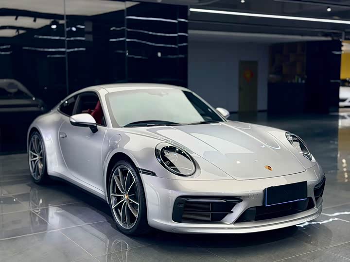 Фото 3 - Porsche 911