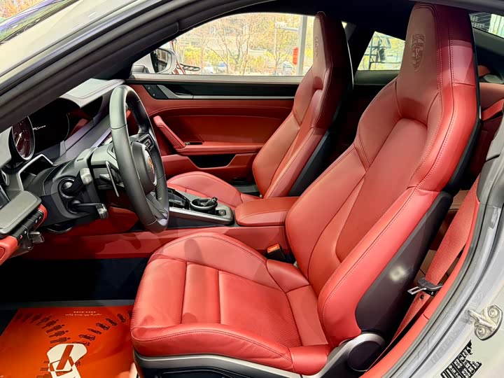 Фото 8 - Porsche 911