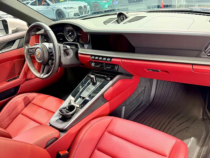 Фото 9 - Porsche 911