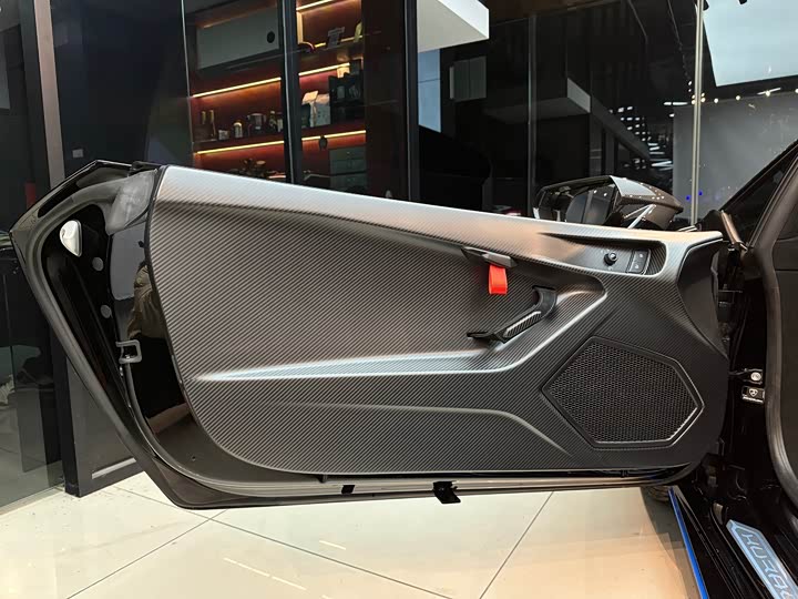 Фото 12 - Lamborghini Huracán