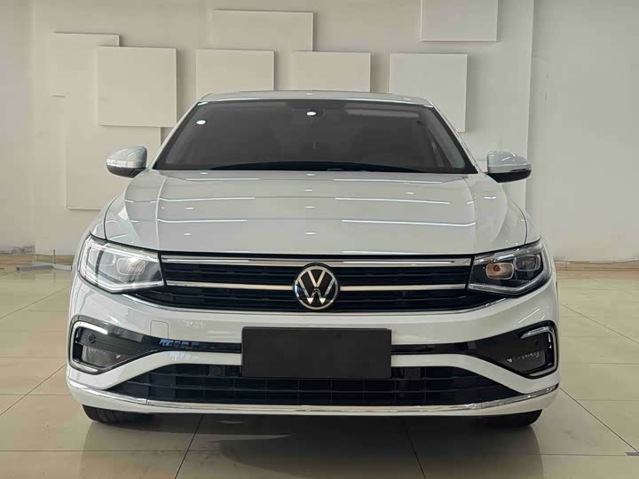 Фото 2 - Volkswagen Bora