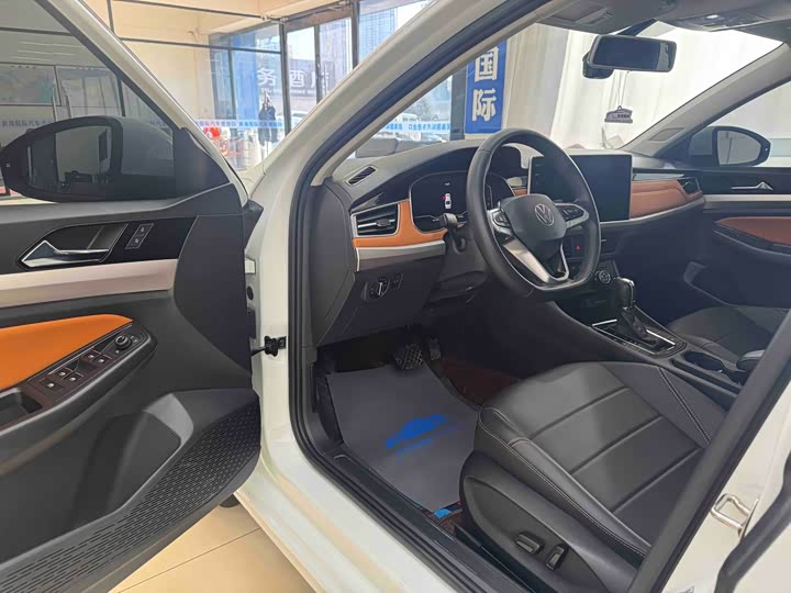 Фото 7 - Volkswagen Bora