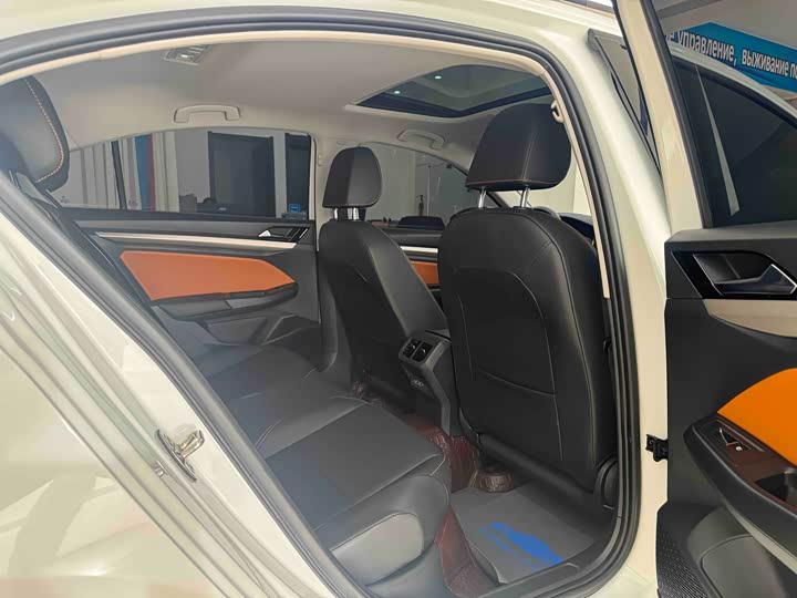 Фото 9 - Volkswagen Bora