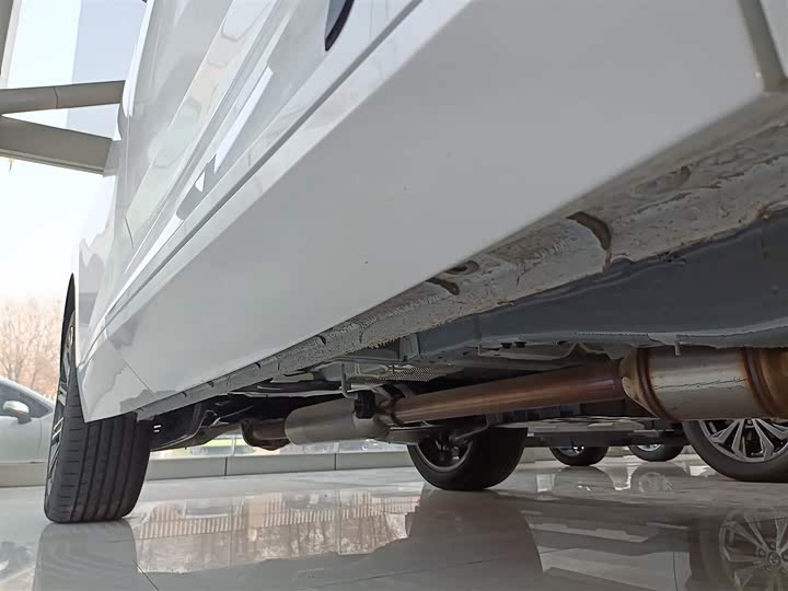 Фото 21 - Changan UNI-K