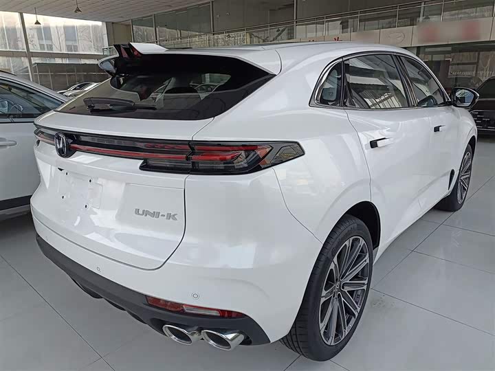 Фото 7 - Changan UNI-K