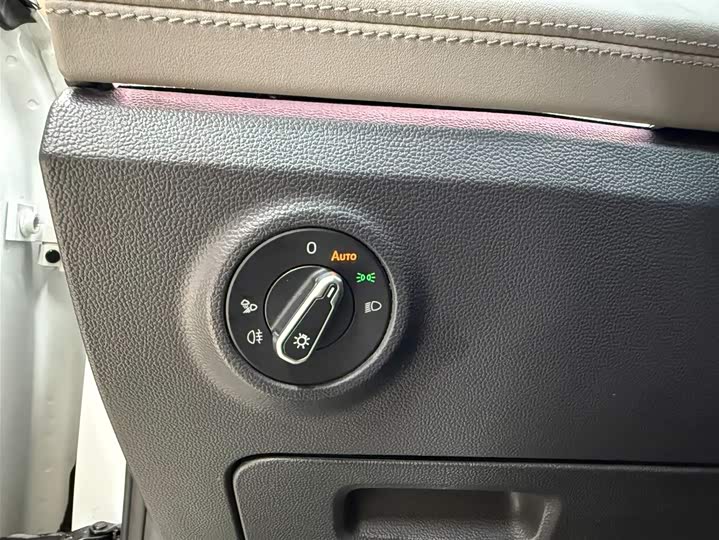 Фото 17 - Volkswagen Tayron