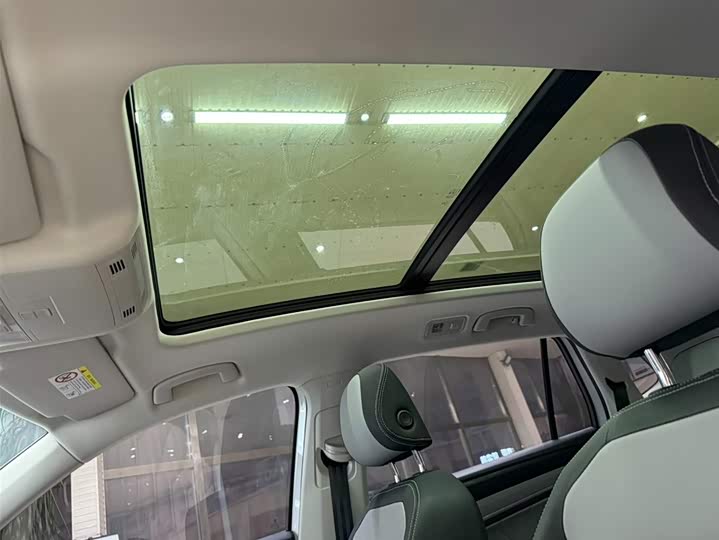 Фото 21 - Volkswagen Tayron