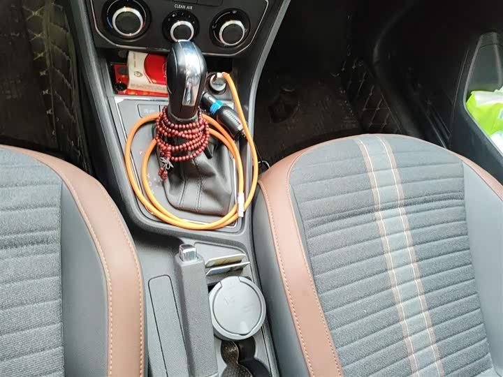 Фото 7 - Volkswagen Lavida