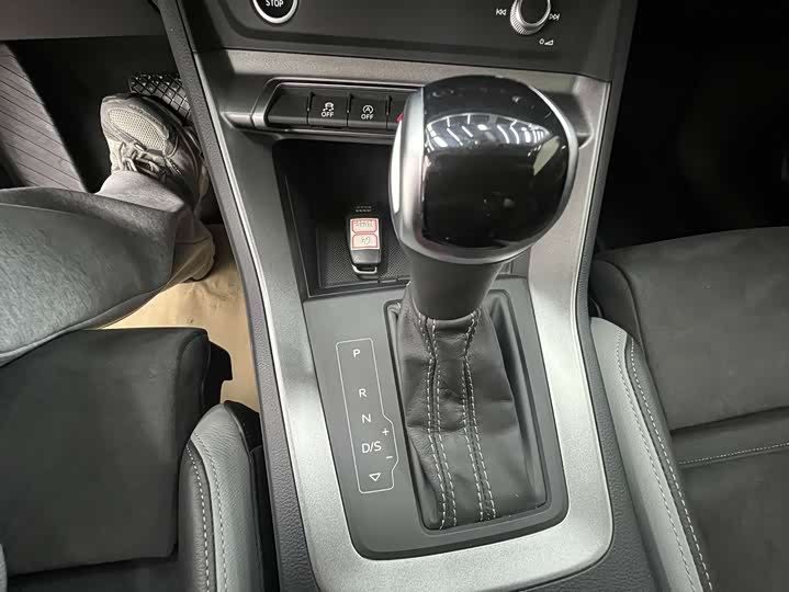 Фото 14 - Audi Q3