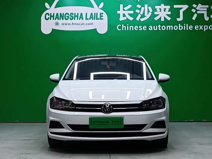 Фото 2 - Volkswagen Polo