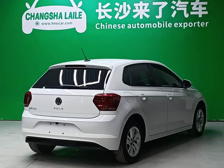 Фото 7 - Volkswagen Polo