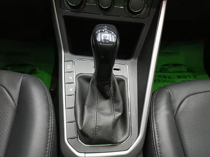 Фото 8 - Volkswagen Polo