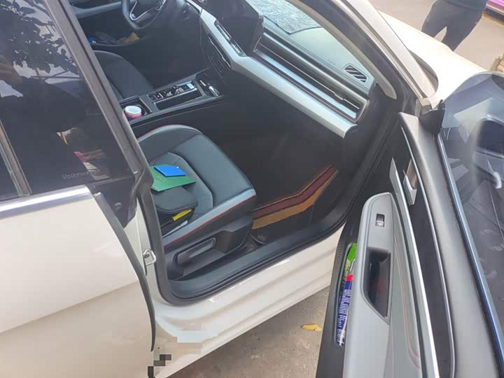 Фото 20 - Volkswagen Lamando L