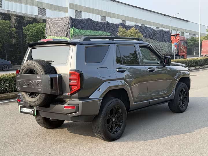 Фото 6 - Tank 400 Hybrid