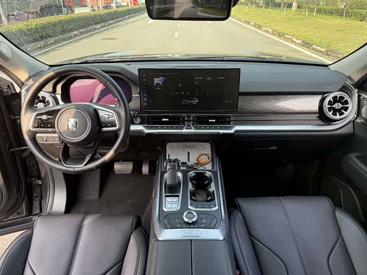 Фото 9 - Tank 400 Hybrid