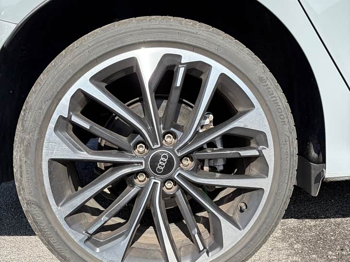 Фото 17 - Audi A3