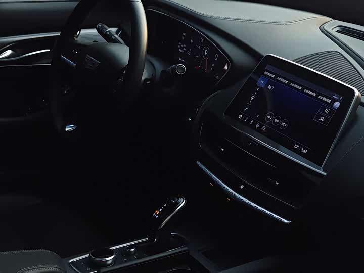 Фото 13 - Cadillac CT5