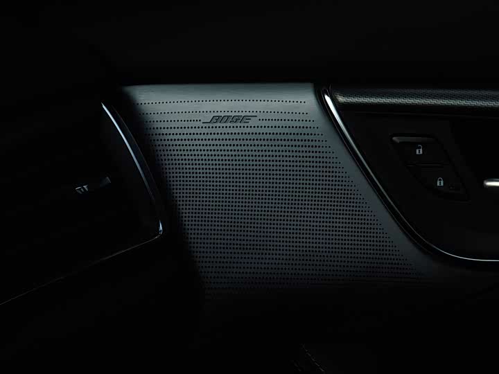 Фото 21 - Cadillac CT5