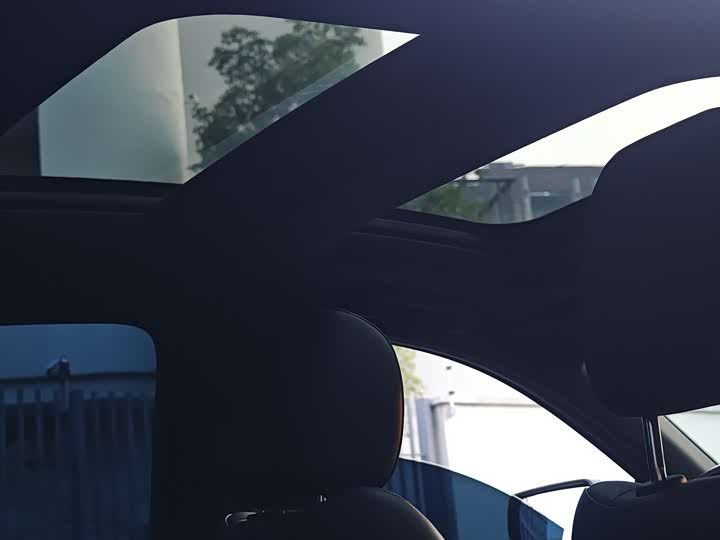 Фото 23 - Cadillac CT5