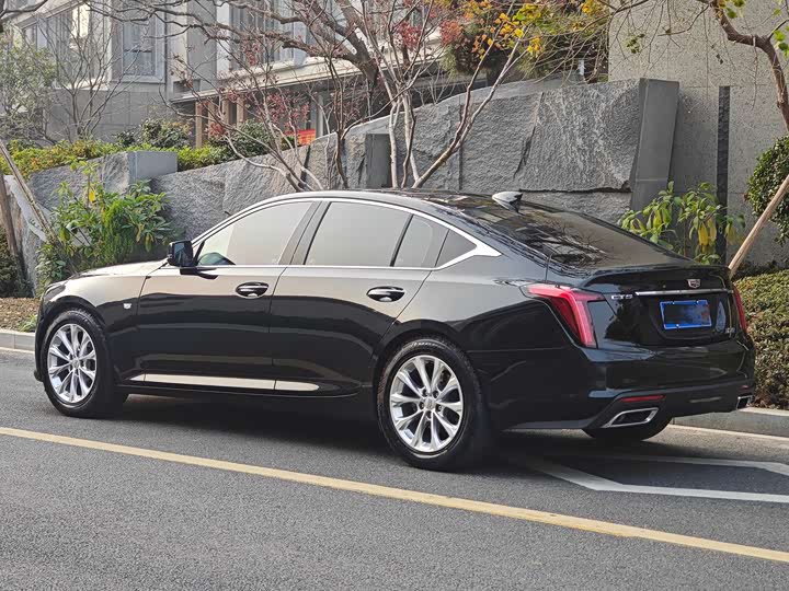 Фото 6 - Cadillac CT5