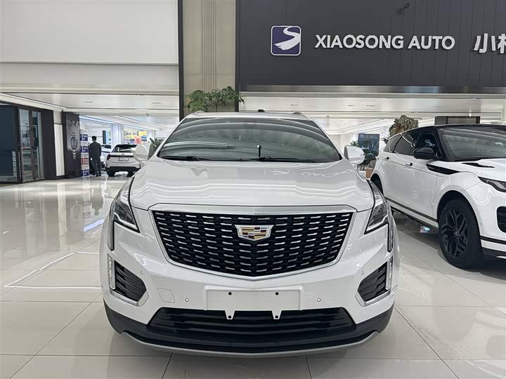 Фото 2 - Cadillac XT5