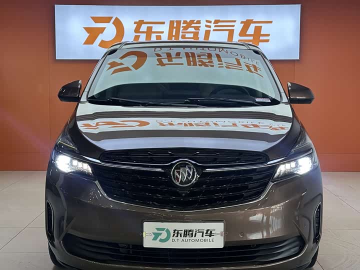 Фото 2 - Buick GL8 ES