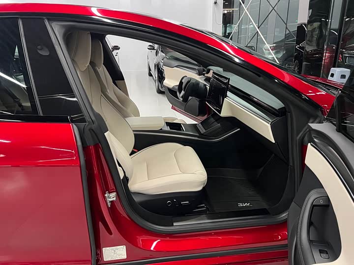 Фото 14 - Tesla Model S