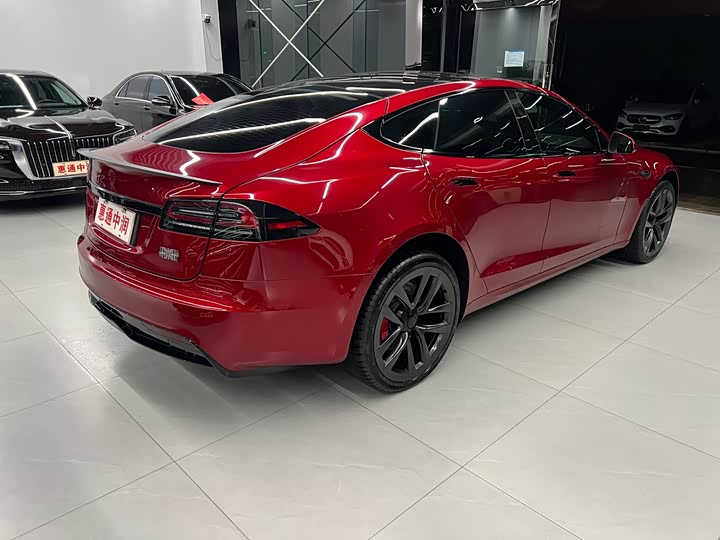 Фото 4 - Tesla Model S