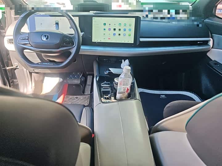 Фото 13 - Changan UNI-T