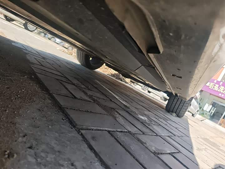 Фото 17 - Changan UNI-T